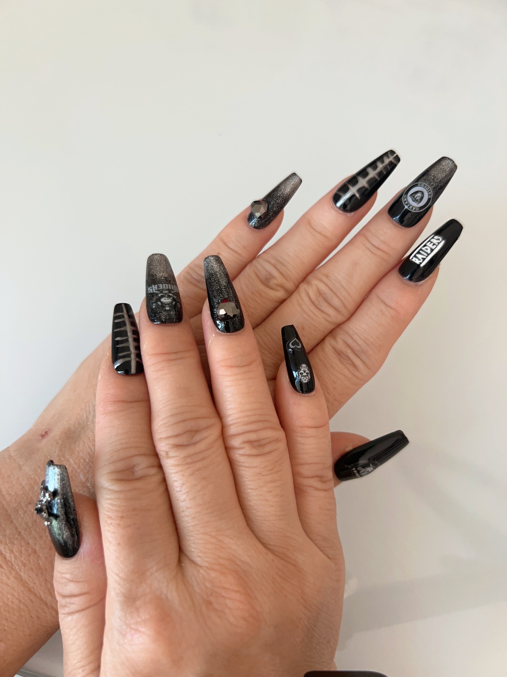 Raider Nation Glam Press On Nails