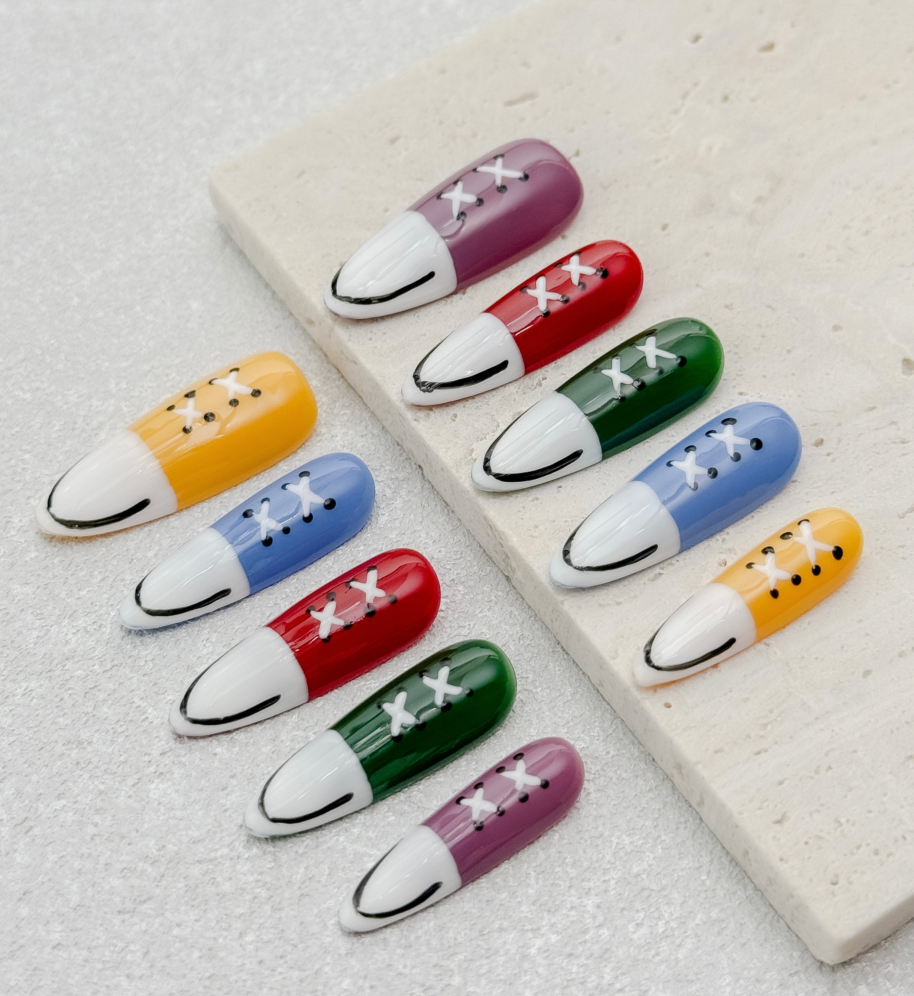 Sneaker Chic press on nail