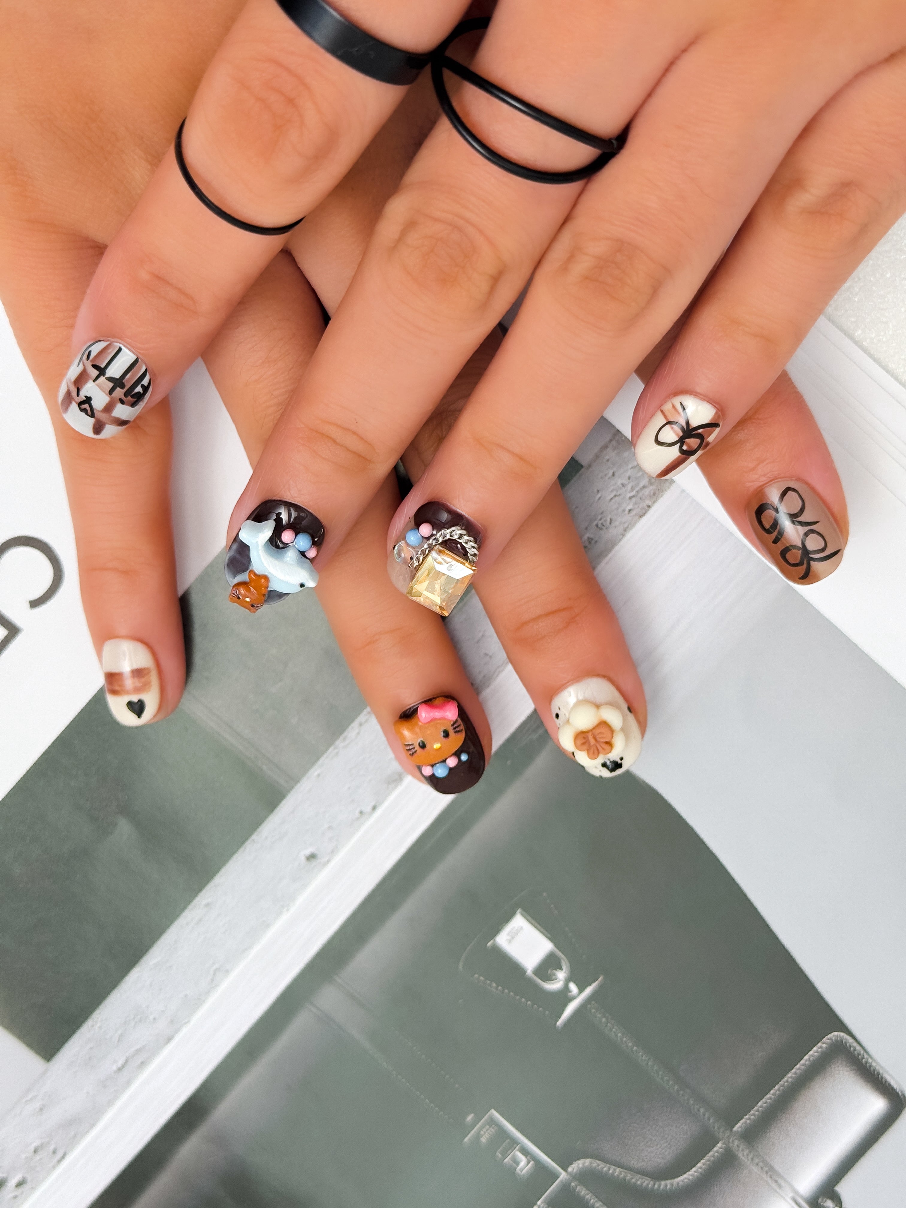 Charming Kitty press on nail