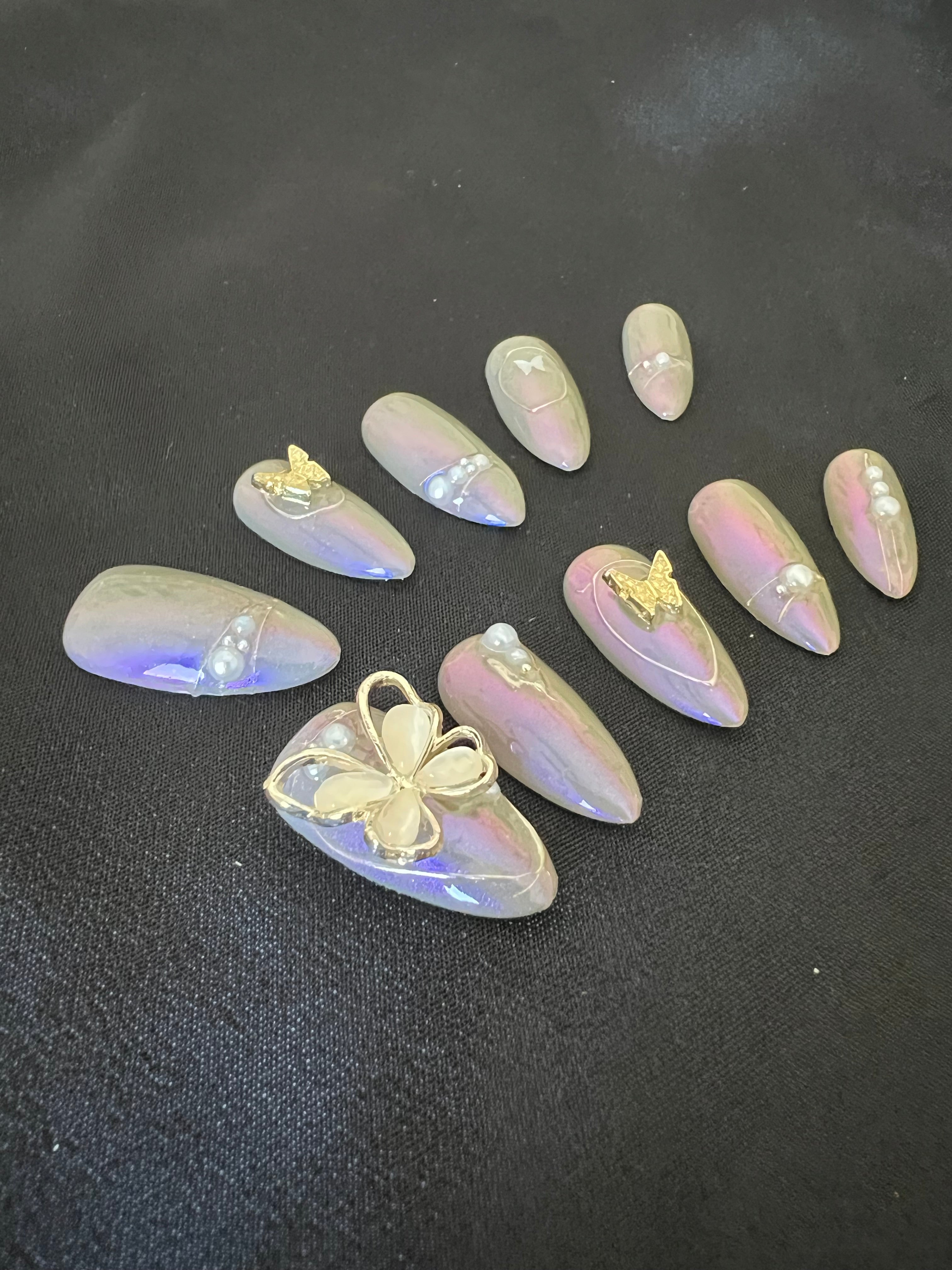 Elegant Butterfly Press On Nails