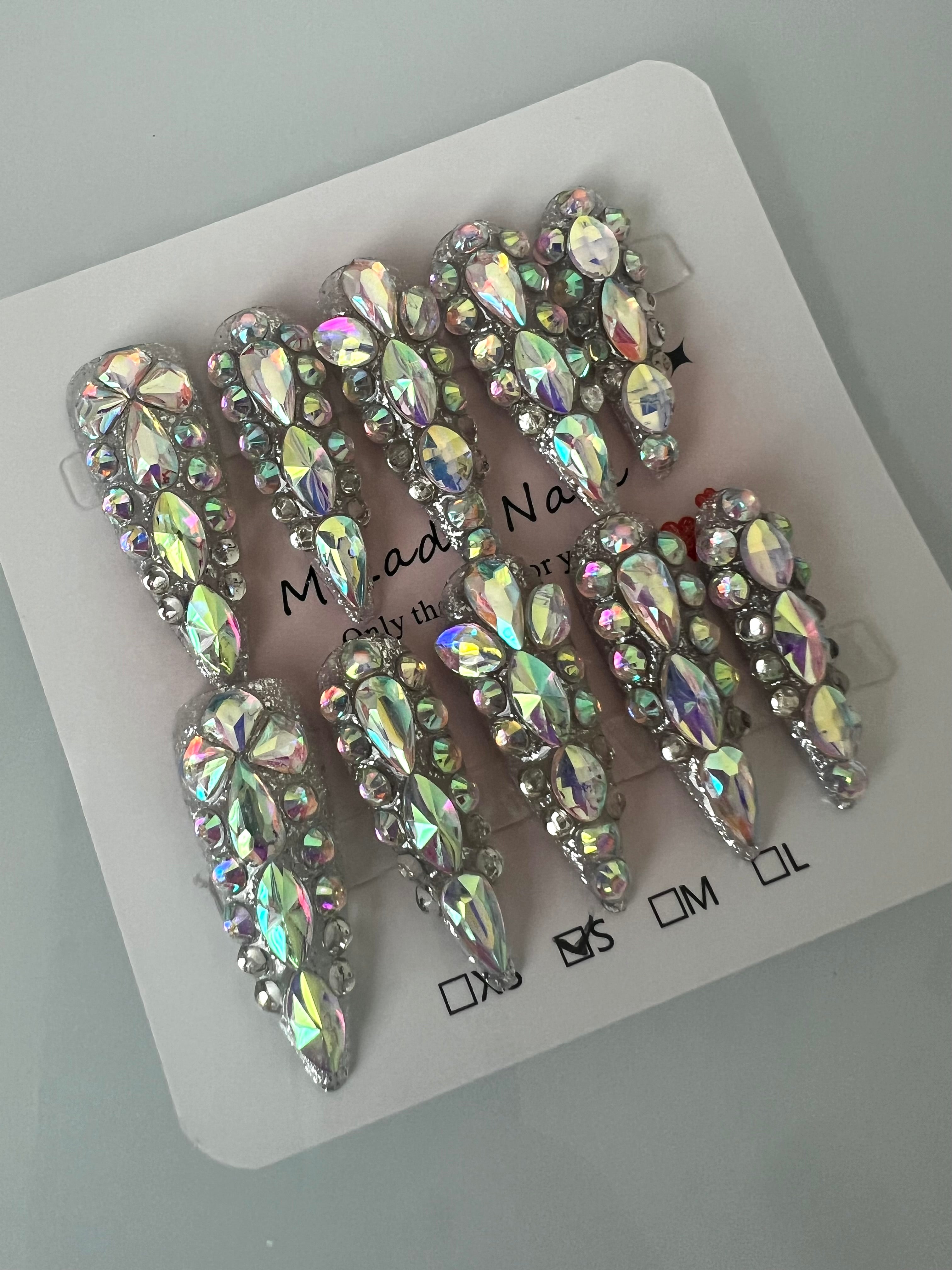 Sparkling Diamond Press On Nail