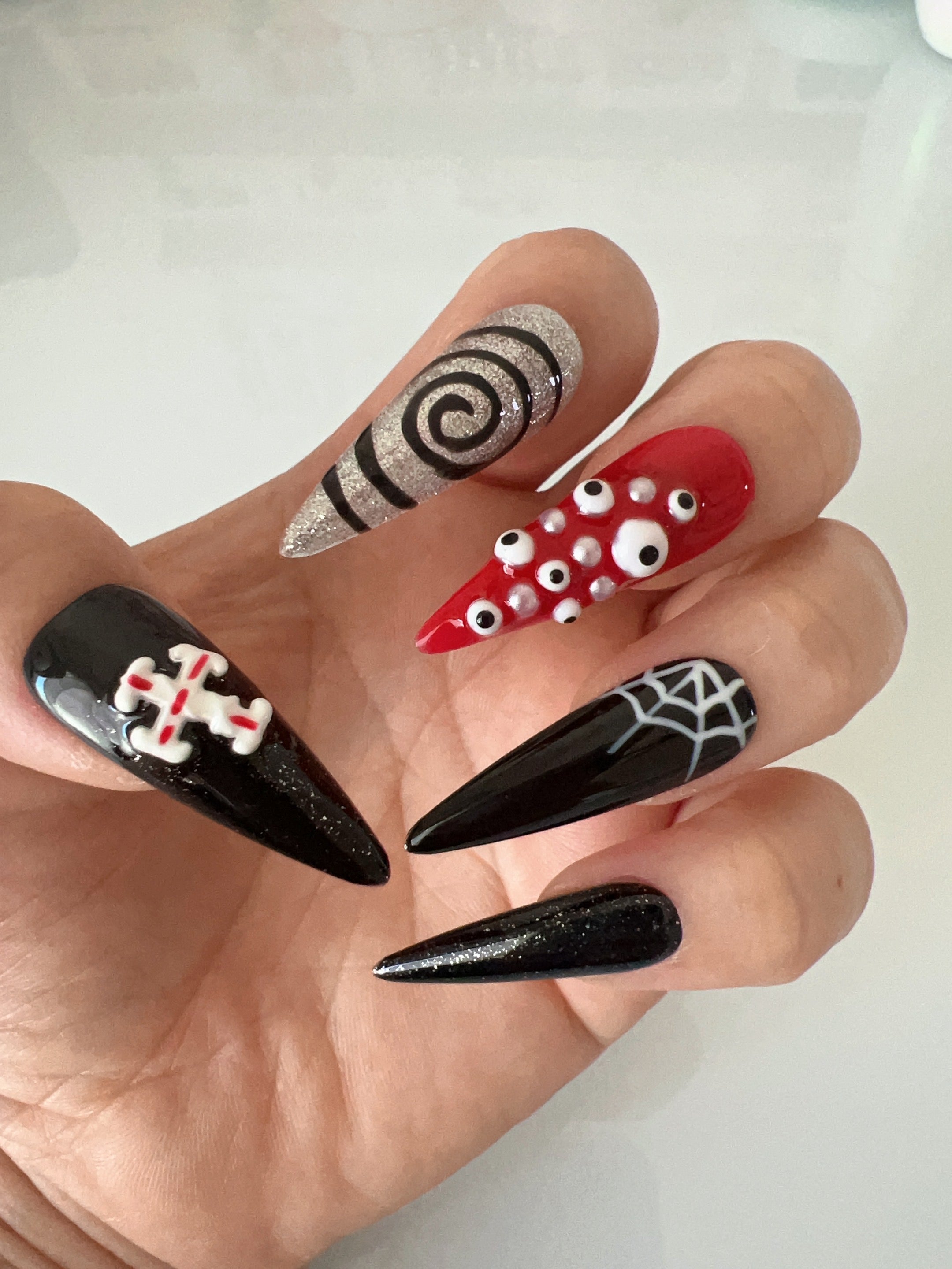 Spooky Glam Press On Nails