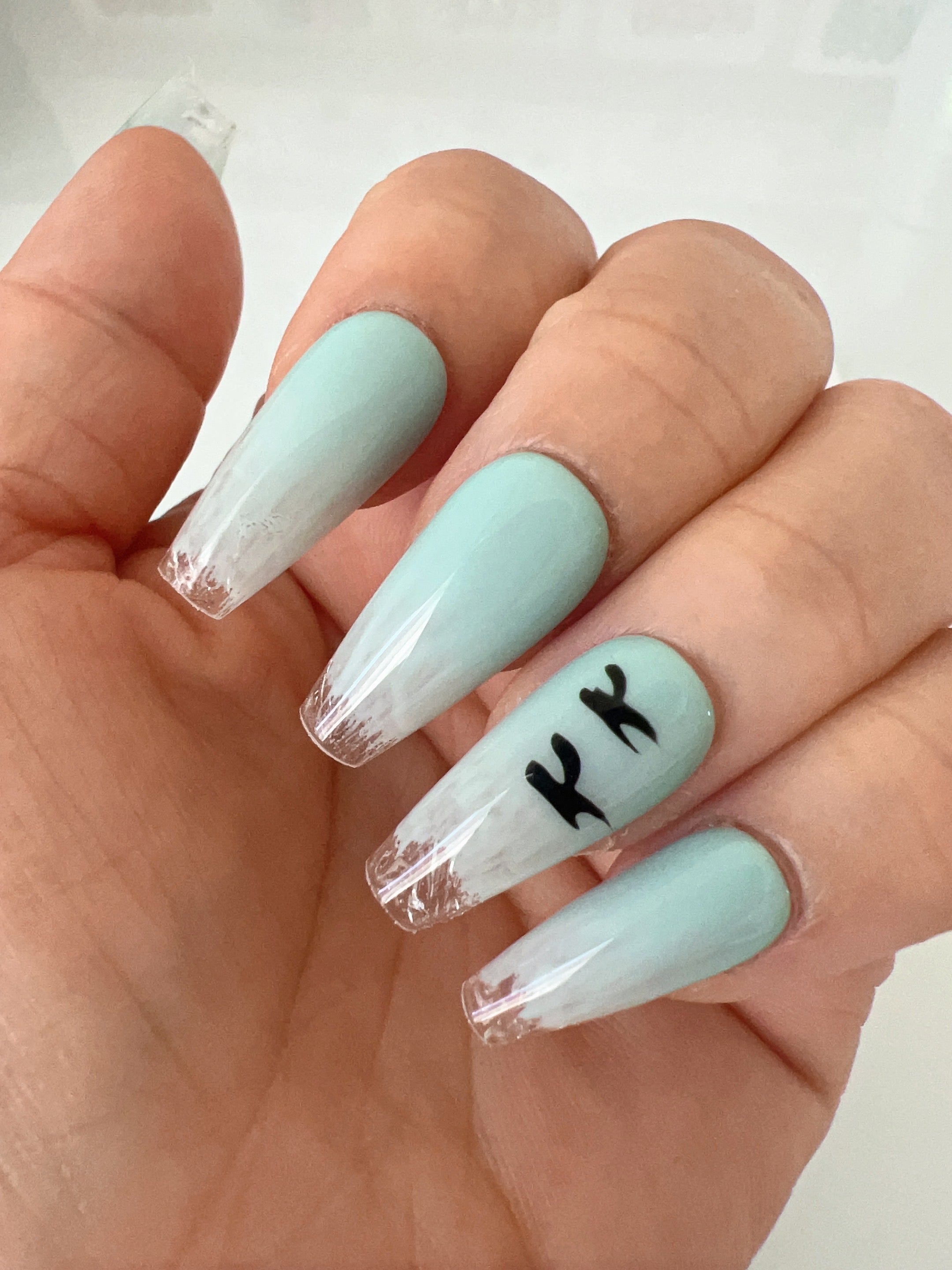 Tropical Breeze Escape Press On Nails